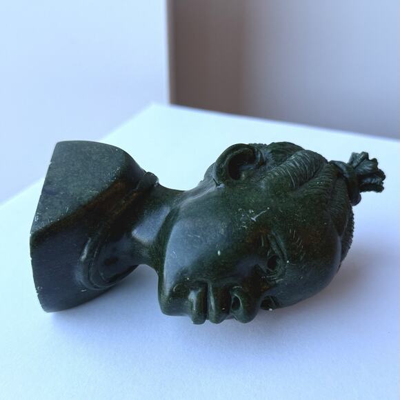 Signed Chikumbirike African Carved Verdite Stone Shona Bust Woman - 4 3/4" - Picture 7 of 12